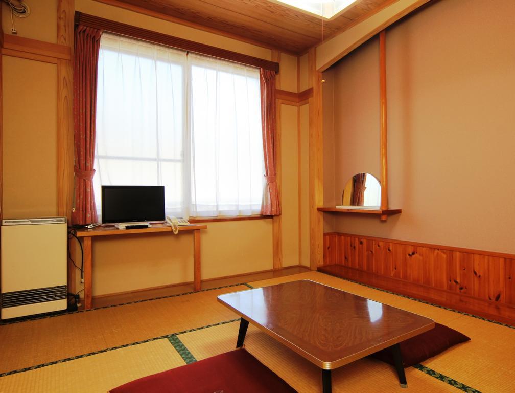 Villa Katashio Nozawaonsen Exterior photo